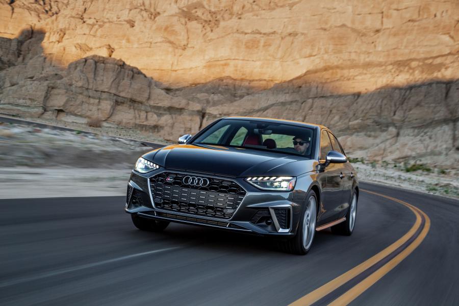  Audi S4 Sedan TFSI (B9) 2020 года  (NA) (фото 3 из 54)